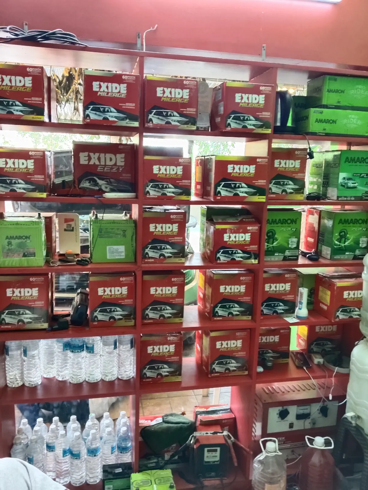 Battery Hub, inside the shop, photo 2