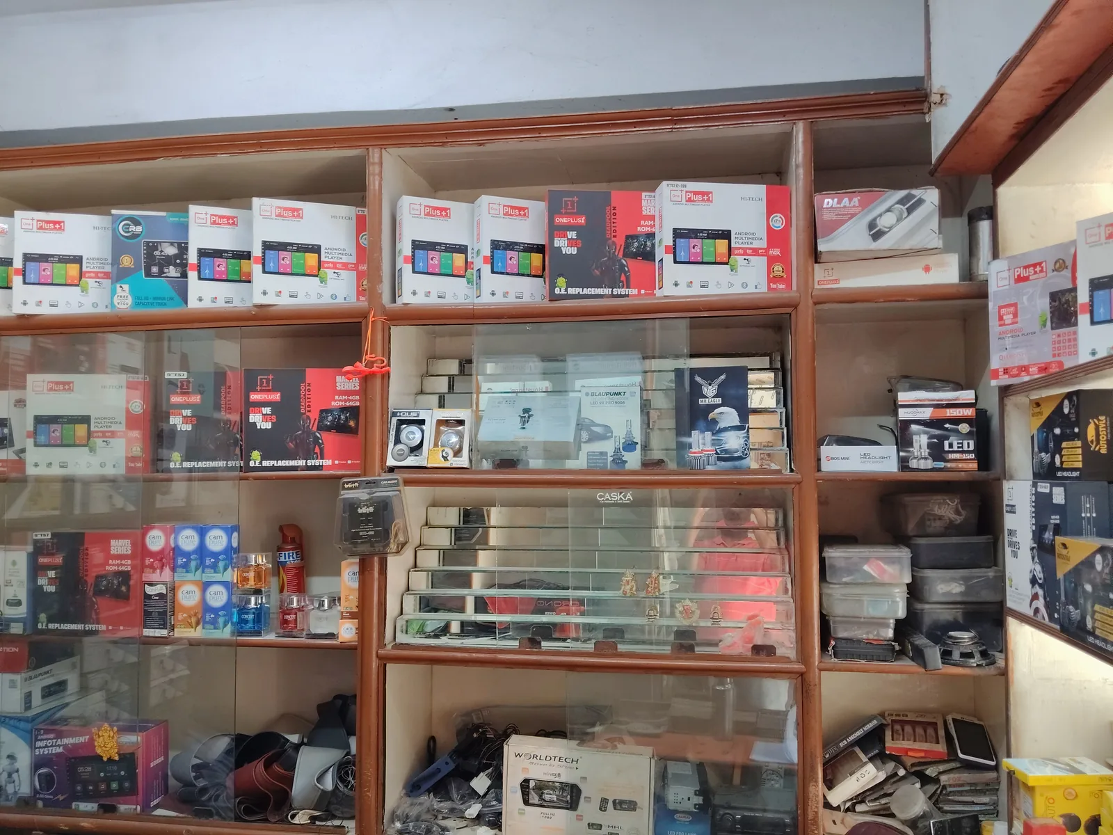 Sai Seetharam Car Decors, inside the shop, photo 2