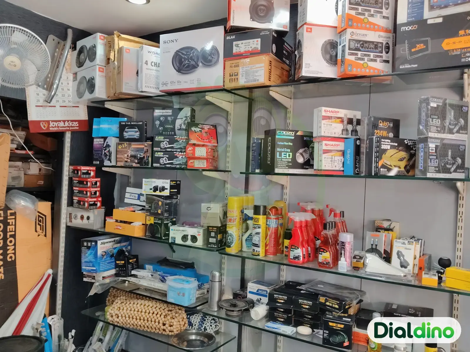 Top Gear Car Decors, inside the shop, photo 2
