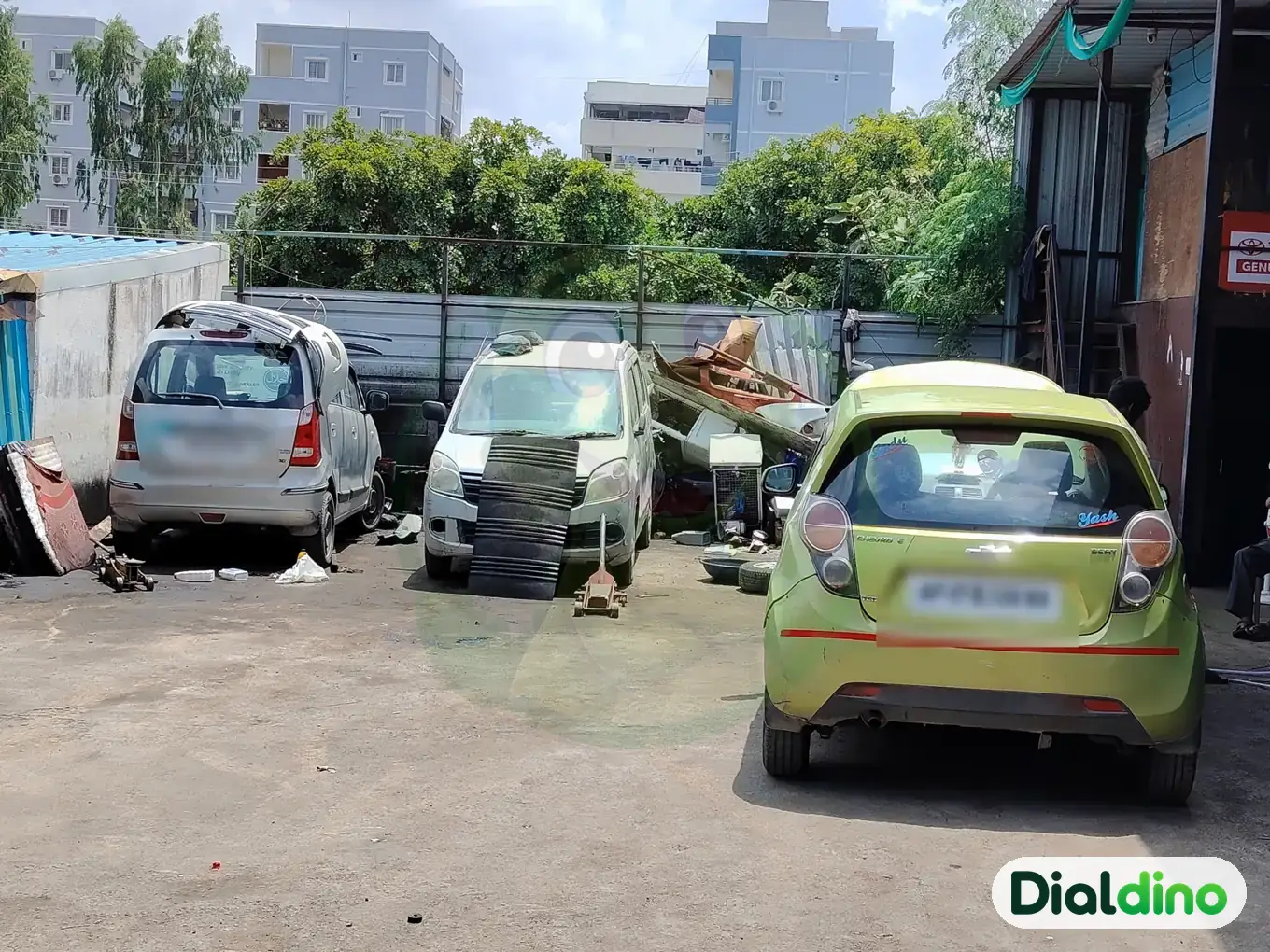 Universal Car Care, garage yard